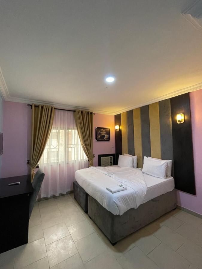Alluring View Hotel - Allen Avenue Lagos Esterno foto