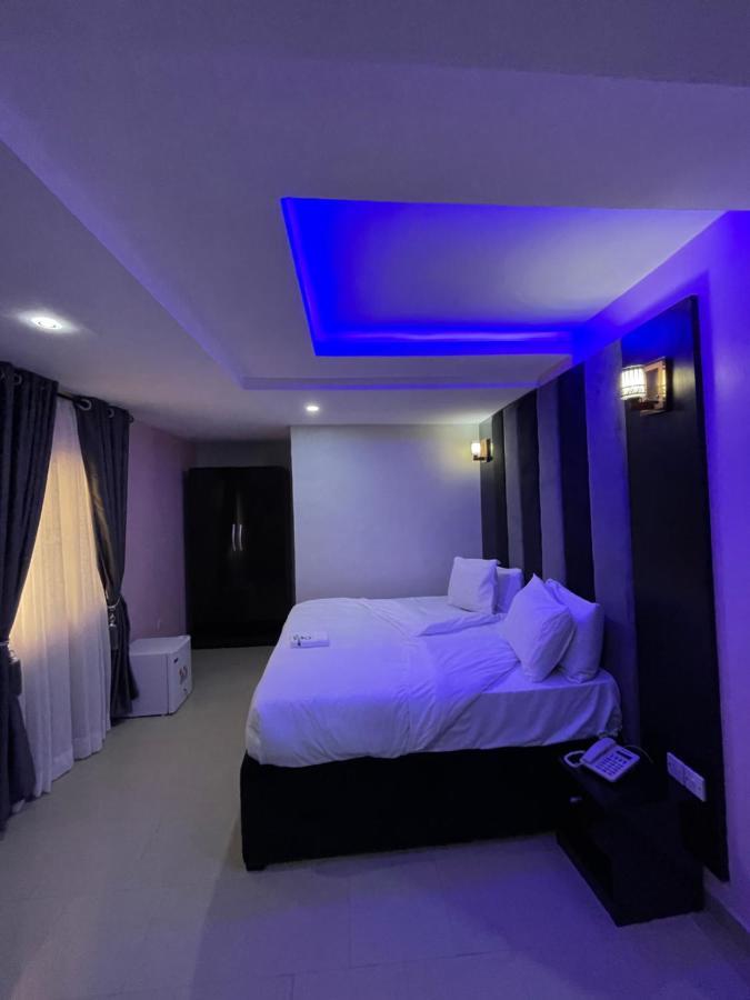 Alluring View Hotel - Allen Avenue Lagos Esterno foto